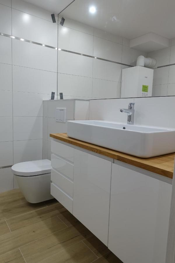 Three Rooms Apartment Cracovia Esterno foto
