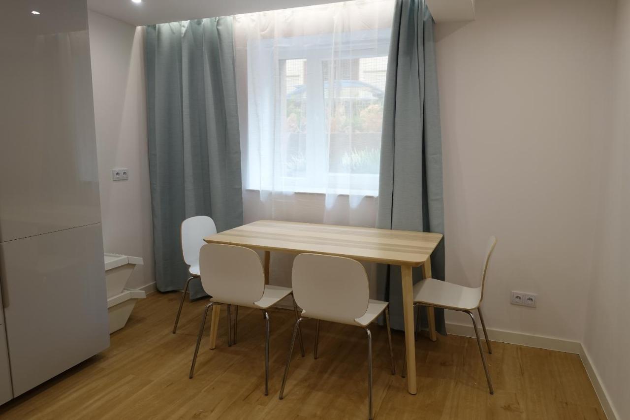 Three Rooms Apartment Cracovia Esterno foto